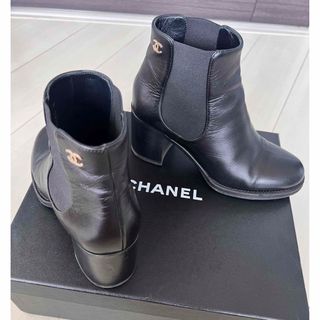 シャネル(CHANEL)の最終値下げ❣️シャネル❣️ショートブーツ❣️ロゴ入り❣️(ブーツ)