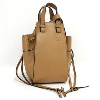 ロエベ(LOEWE)のLOEWE ハンモック リュック ミニレザー レザー キャメル(リュック/バックパック)