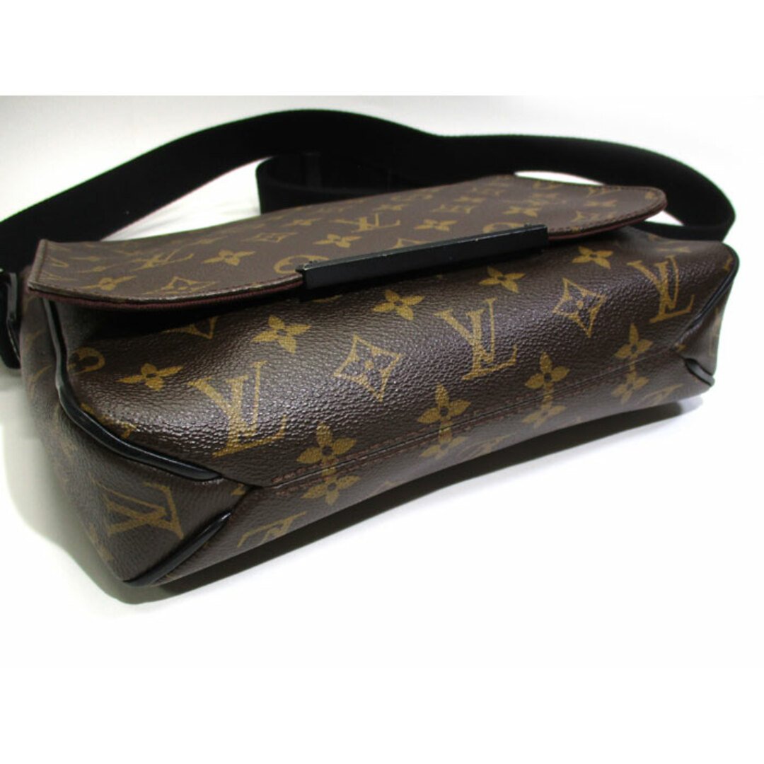 LOUIS VUITTON - LOUIS VUITTON ディストリクト PM ショルダー LOUIS VUITTON - LOUIS VUITTON ディストリクト PM ショルダー