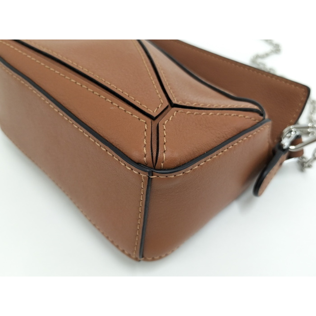 LOEWE - LOEWE パズルバッグ ナノ チェーンショルダー レザー LOEWE - LOEWE パズルバッグ ナノ チェーンショルダー レザー