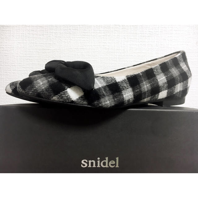 SNIDEL(スナイデル)の【専用】リボンポインテッドバレエシューズ レディースの靴/シューズ(バレエシューズ)の商品写真