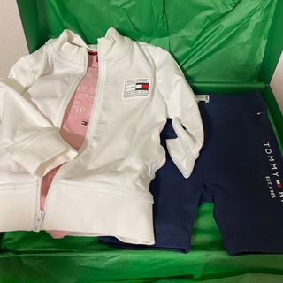 トミーヒルフィガー(TOMMY HILFIGER)のお値下げ！TOMMY HILFIGER 80 女の子 秋服(Ｔシャツ)