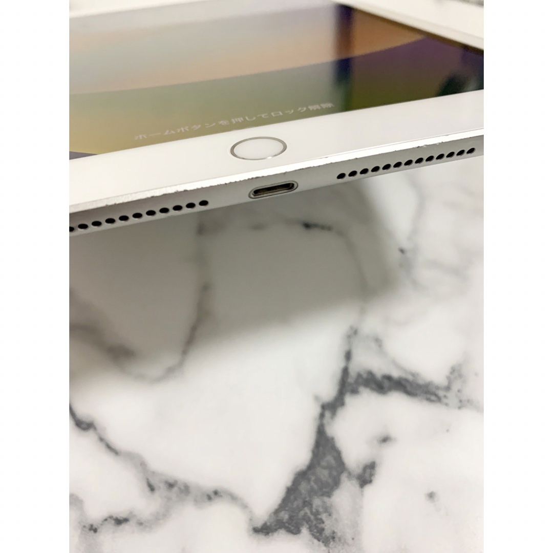 【美品】iPad第7世代  128GB  シルバー　Wi-Fiモデル