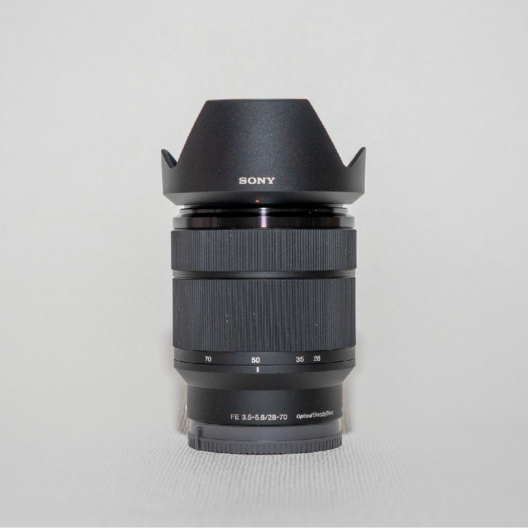 SONY(ソニー)の新品 Sony FE 28-70mm F3.5-5.6 OSS SEL2870 スマホ/家電/カメラのカメラ(レンズ(ズーム))の商品写真