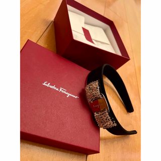 salvatore ferragamo ⭐︎新品未使用⭐︎ カチューシャ