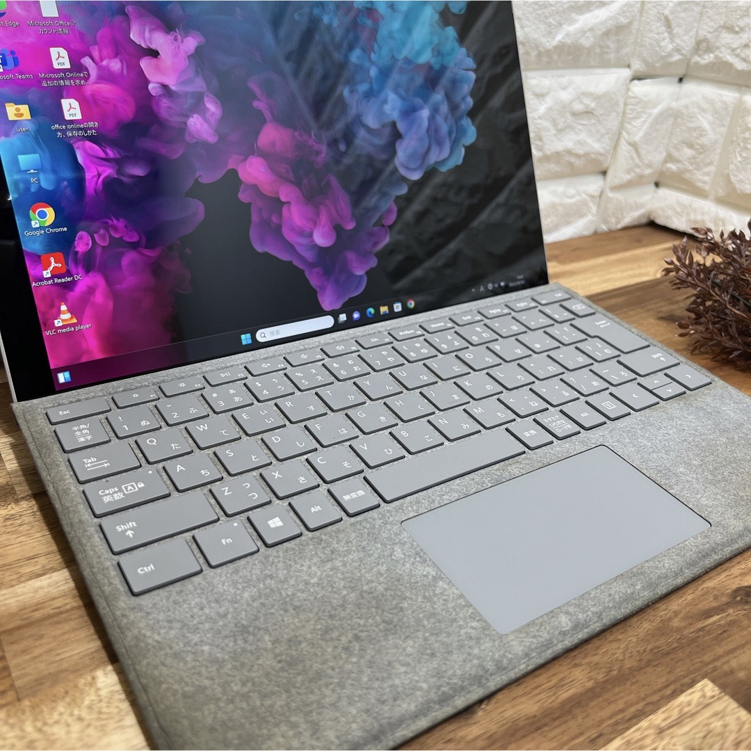 Surface pro 5☘Core i5第7世代☘爆速SSD搭載☘メモリ4GB
