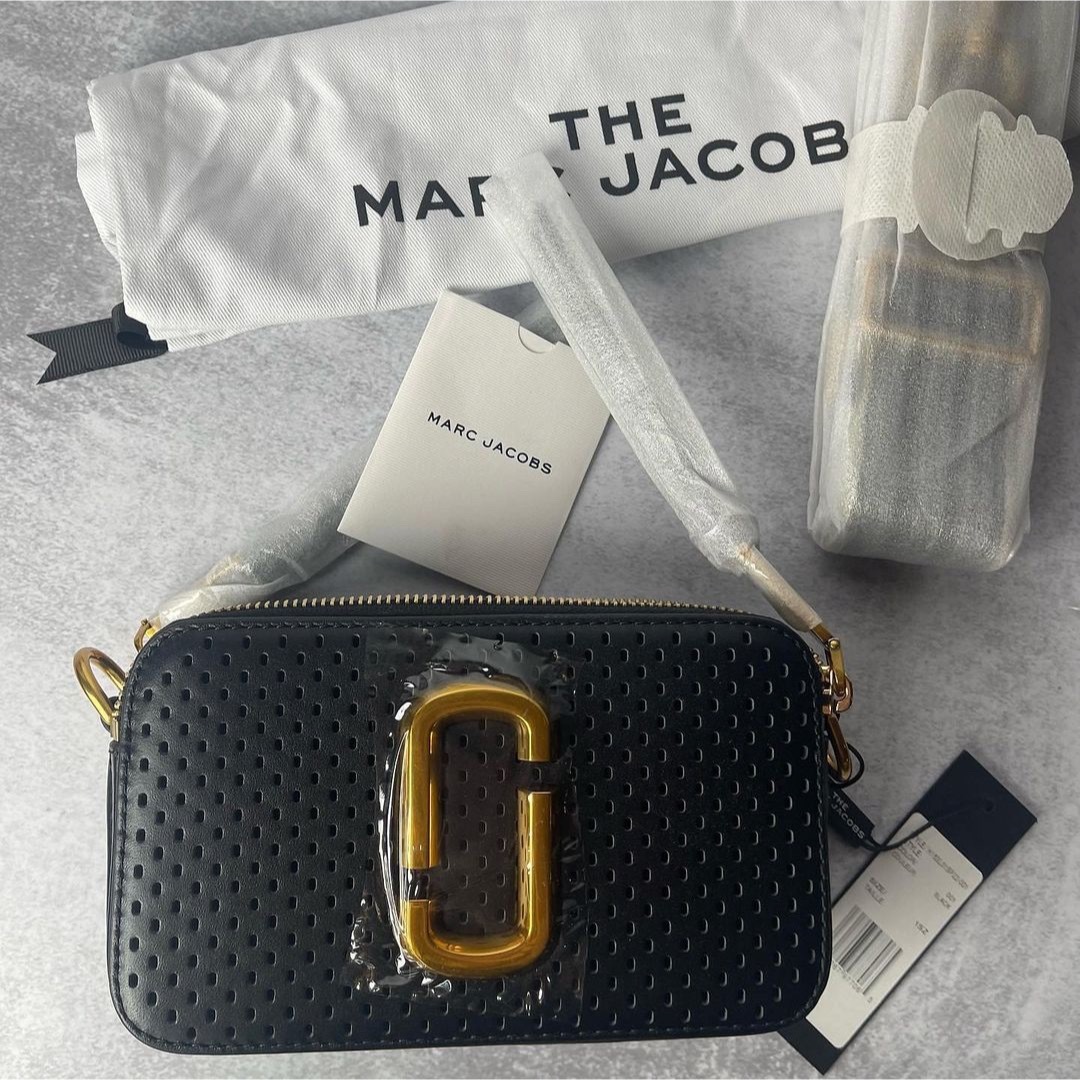 MARC JACOBS PERFORATED (BLACK) | フリマアプリ ラクマ