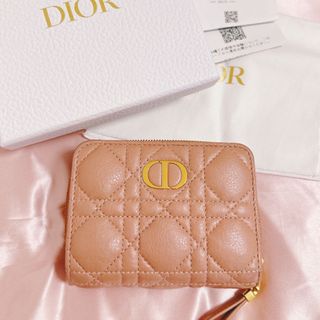 Diorディオール二つ折りラウンドファスナーミニ財布エナメルレザー