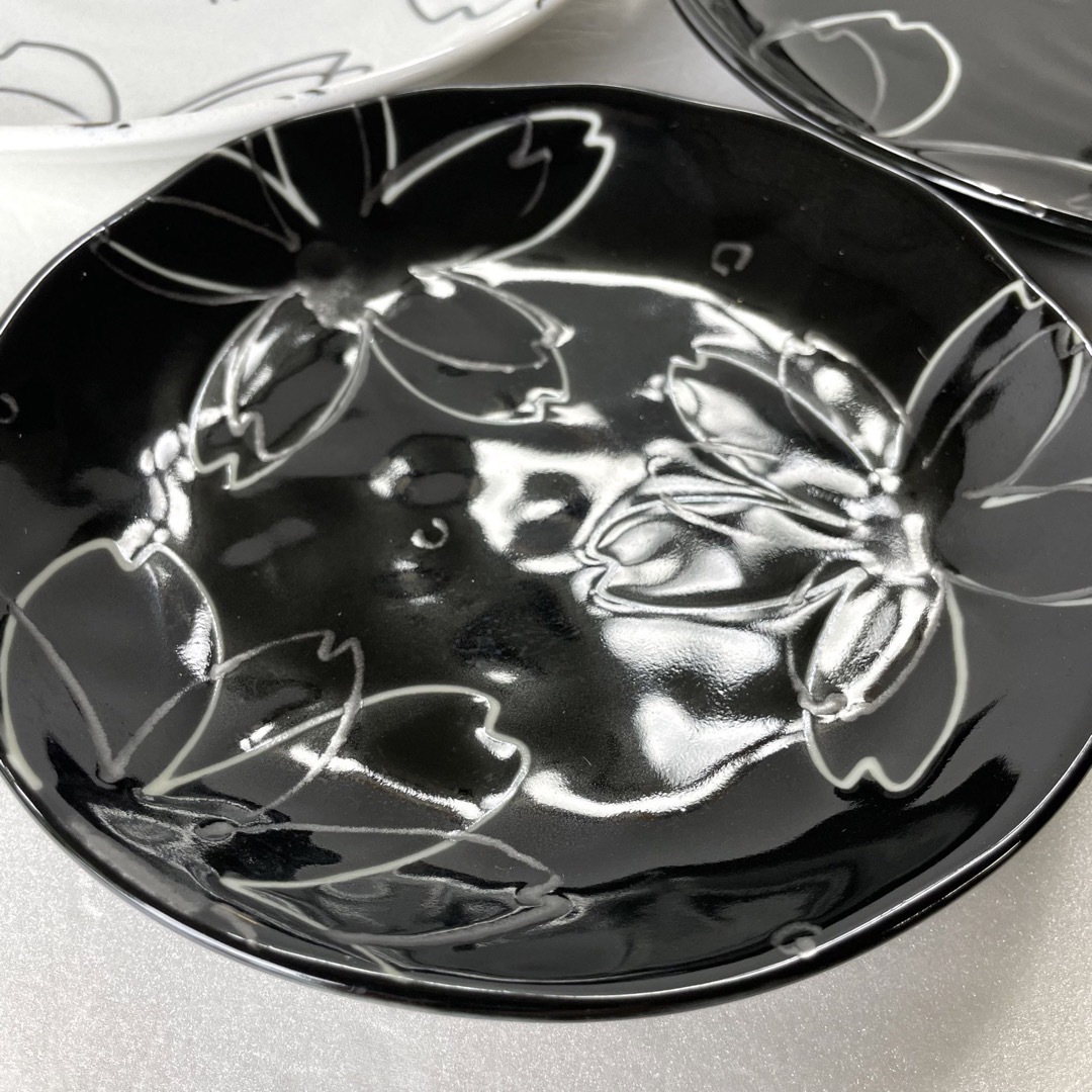 お皿 3点セット 花柄 モノクロ プレート 食器 絵皿 大皿 中皿 深 お皿 3点セット 花柄 モノクロ プレート 食器 絵皿 大皿 中皿 深
