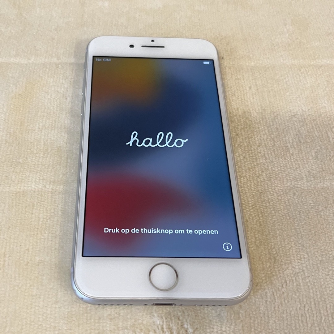 iPhone8 64GB SIMフリー 本体 - スマートフォン本体