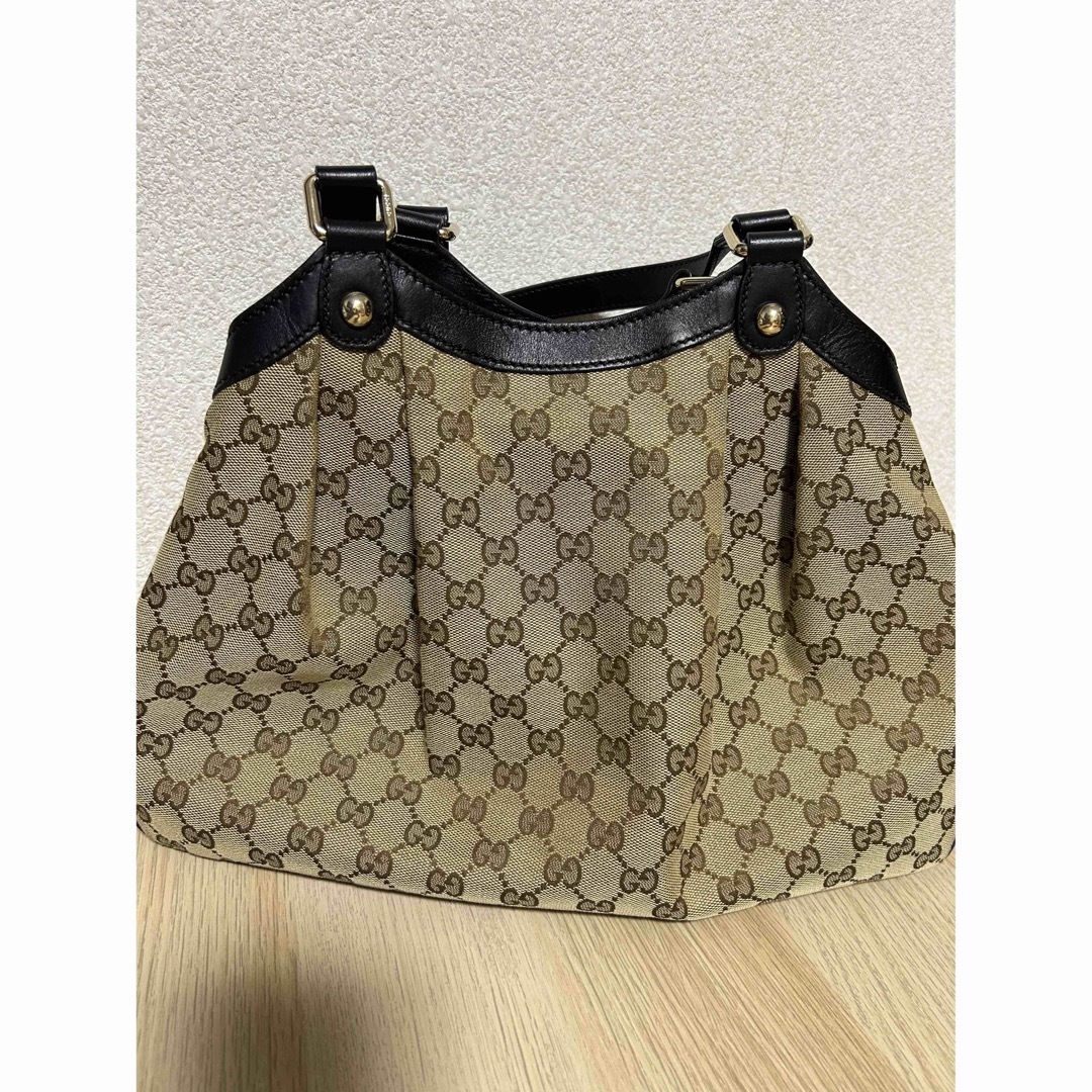 Gucci(グッチ)のGUCCI バッグ レディースのバッグ(ショルダーバッグ)の商品写真