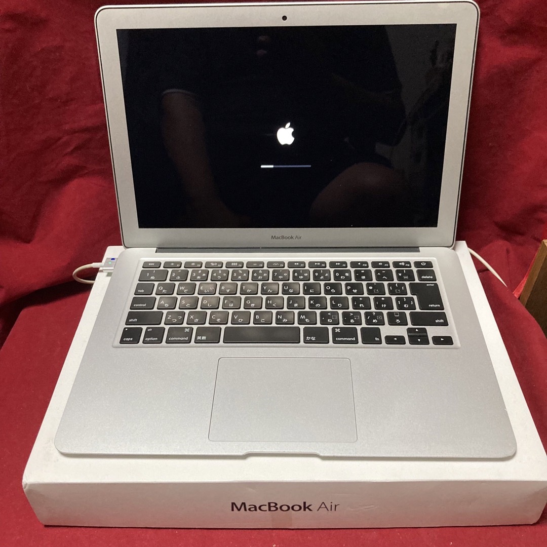 2015 MacBook Air 13インチ　箱付き