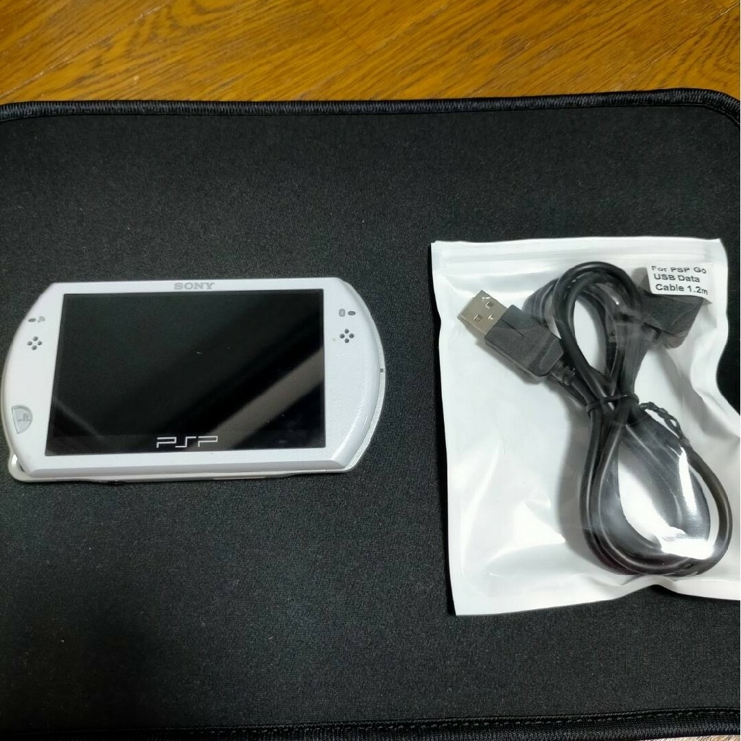 PSP GO N－1001 (白) 1