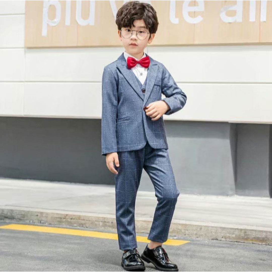 男の子 フォーマルスーツ　120cm  新品　上代19000円男の子スーツ