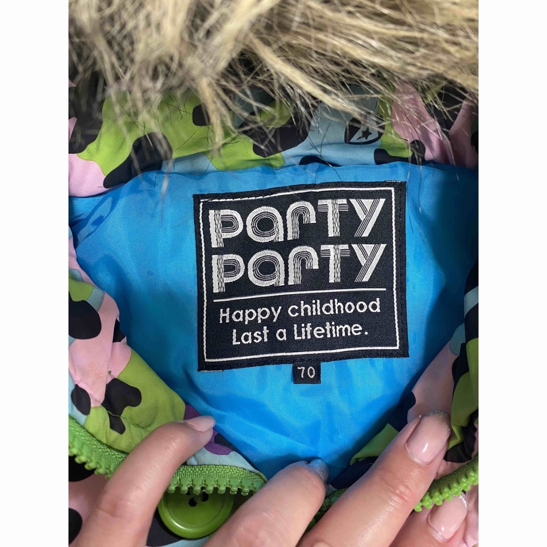 PARTYPARTY(パーティーパーティー)の【美品】partyparty　ダウンジャケット　70センチ キッズ/ベビー/マタニティのベビー服(~85cm)(ジャケット/コート)の商品写真