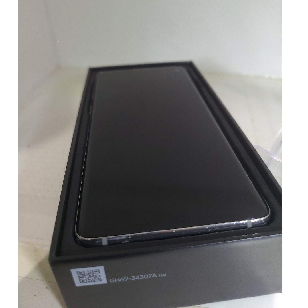 SAMSUNG(サムスン)のGalaxy S10 Prism White 128 GB SIMフリー スマホ/家電/カメラのスマートフォン/携帯電話(スマートフォン本体)の商品写真