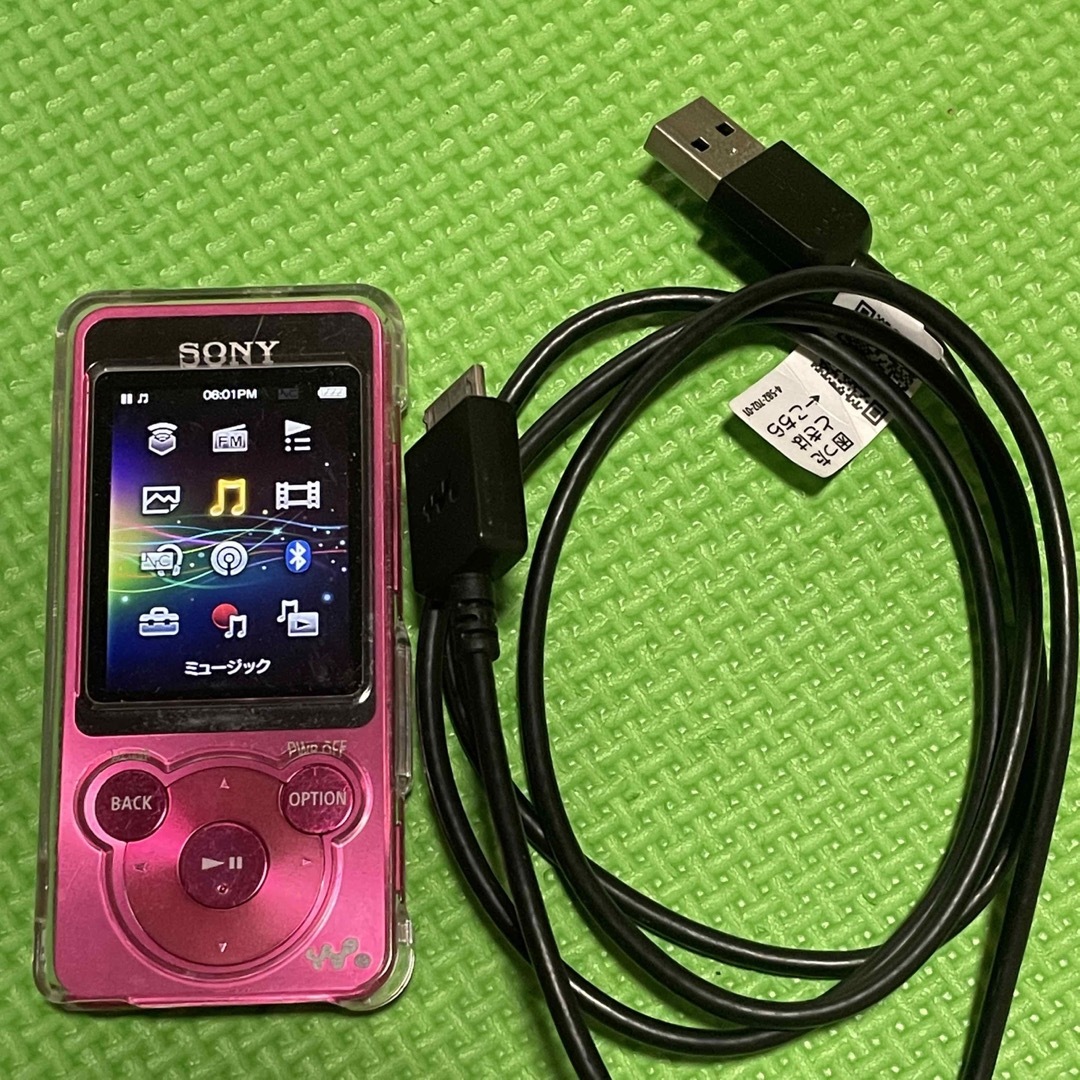 WALKMAN(ウォークマン)のウォークマン　NW-S784 8G スマホ/家電/カメラのオーディオ機器(ポータブルプレーヤー)の商品写真