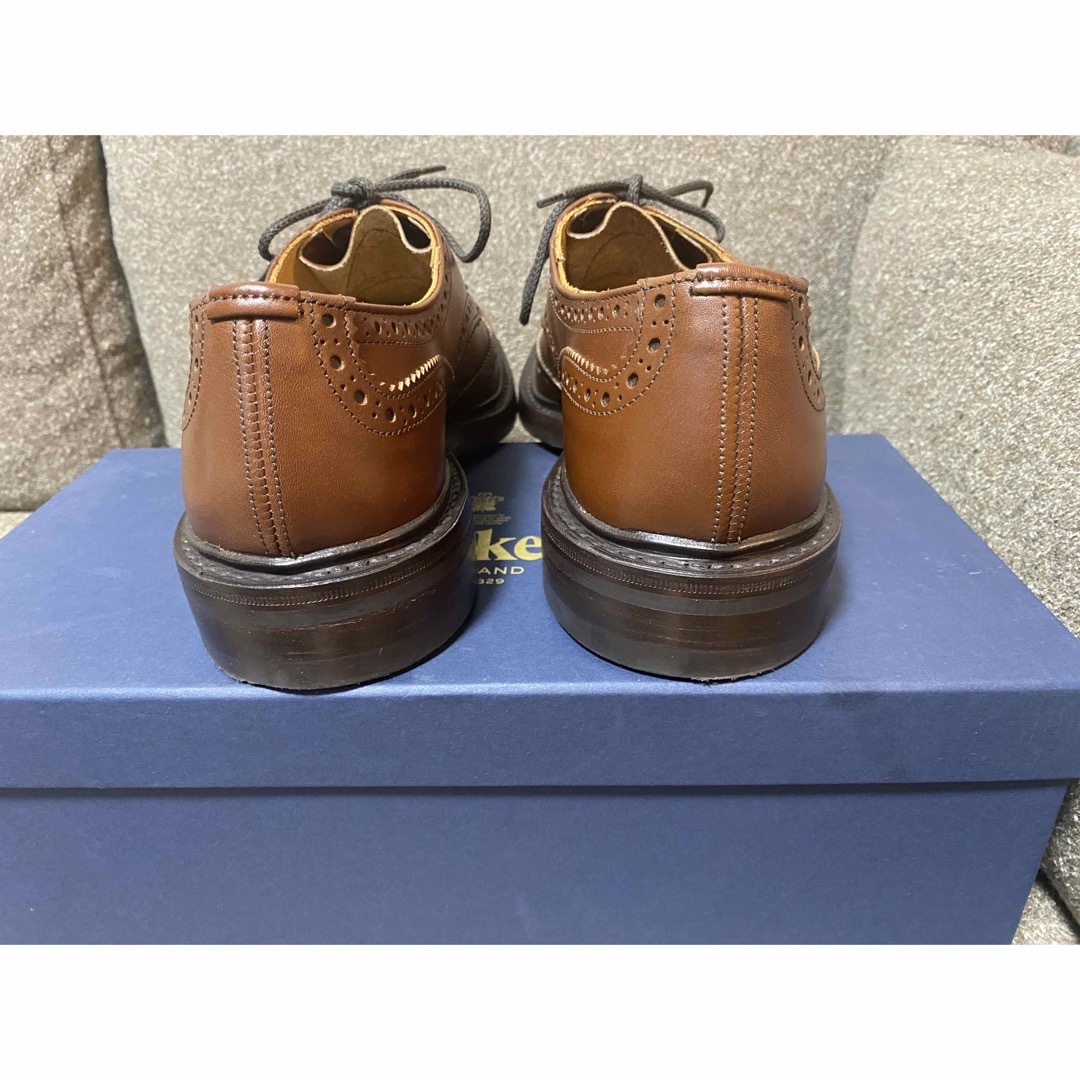 Trickers(トリッカーズ)のTricker's バートン ウィングチップ ビーチナット メンズの靴/シューズ(ドレス/ビジネス)の商品写真