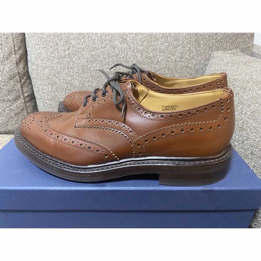 Trickers(トリッカーズ)のTricker's バートン ウィングチップ ビーチナット メンズの靴/シューズ(ドレス/ビジネス)の商品写真