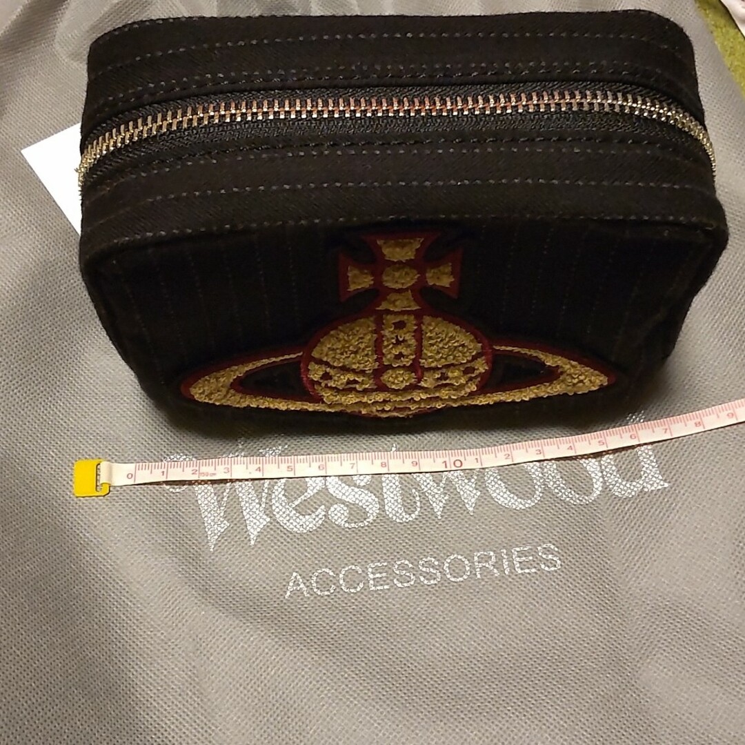 Vivienne Westwood(ヴィヴィアンウエストウッド)の【本日限定値下】Vivienne Westwood ポーチ レディースのファッション小物(ポーチ)の商品写真