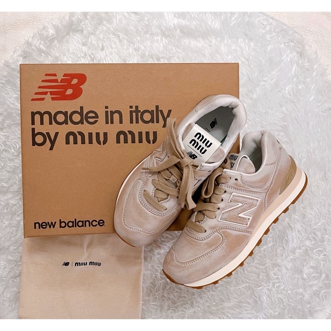 【入手困難】Newbalance × miumiu スニーカー 【新品未使用】