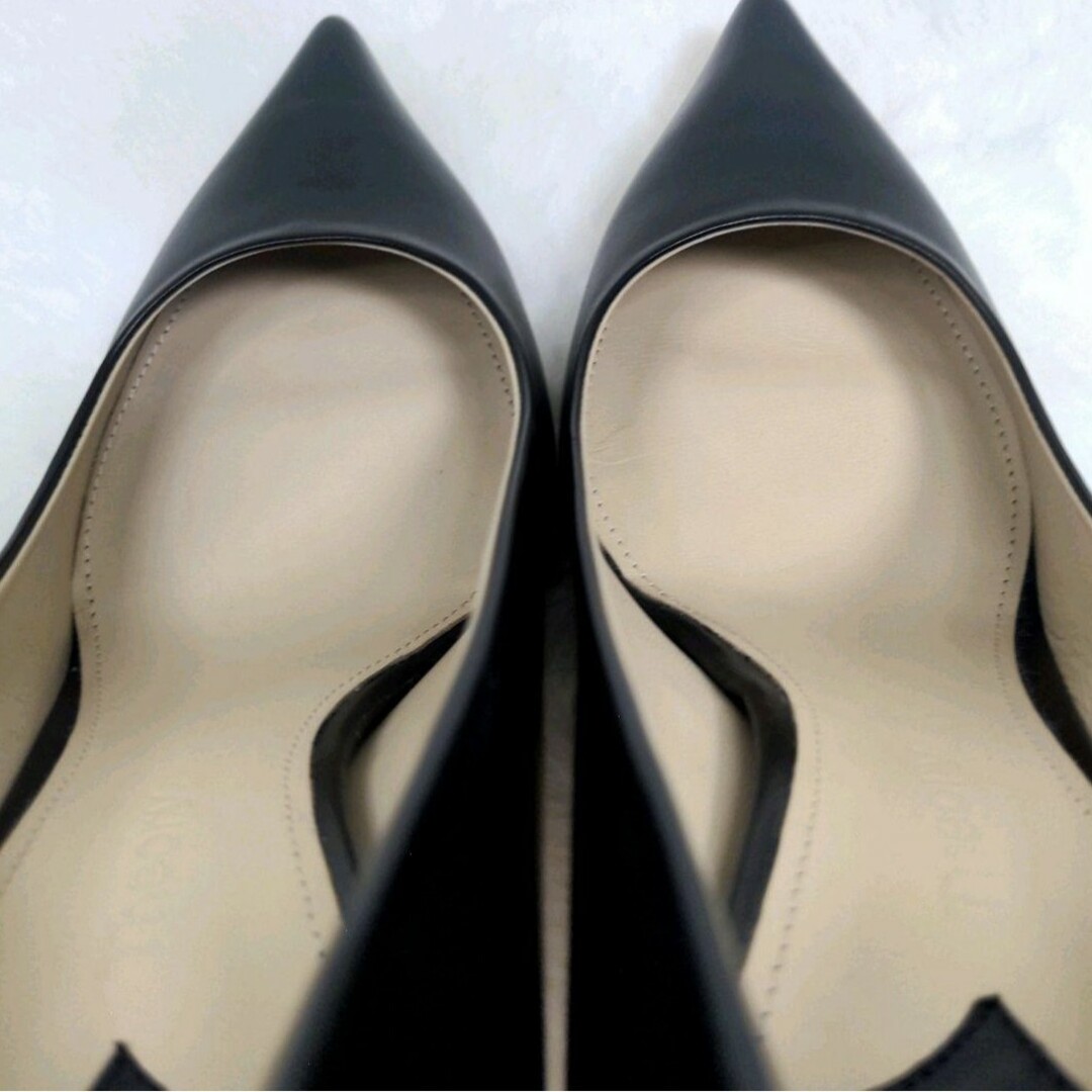 theory(セオリー)の✨極美品✨　Theory　セオリー　ハイヒール　パンプス　ブラック　レザー レディースの靴/シューズ(ハイヒール/パンプス)の商品写真