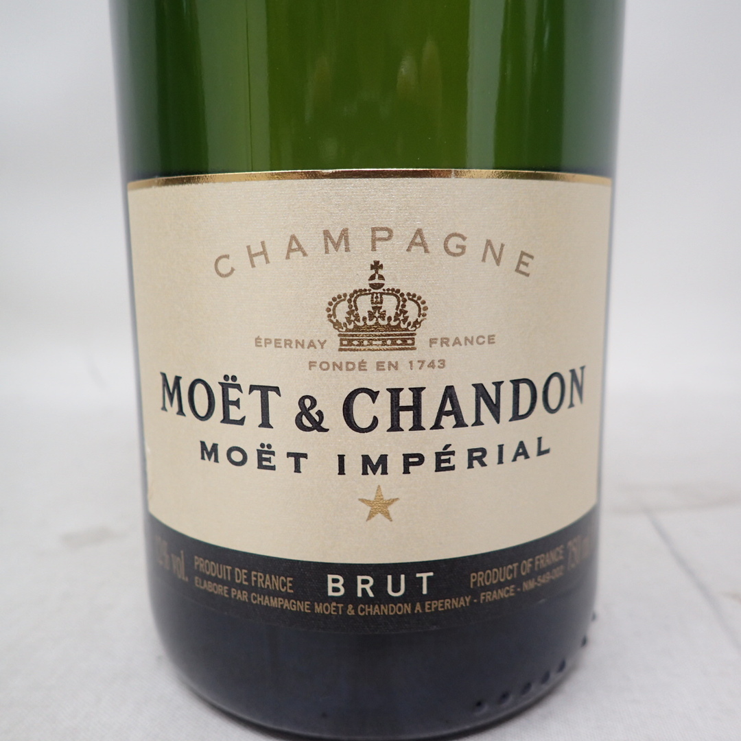 MOËT & CHANDON(モエエシャンドン)のモエ エ シャンドン アンペリアル 白 750ml 6本セット 同梱不可【7F】 食品/飲料/酒の酒(シャンパン/スパークリングワイン)の商品写真