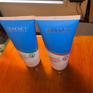 シークレットハニー(Secret Honey)のシークレットフットクリームティーツリーオイル入150ml(フットケア)