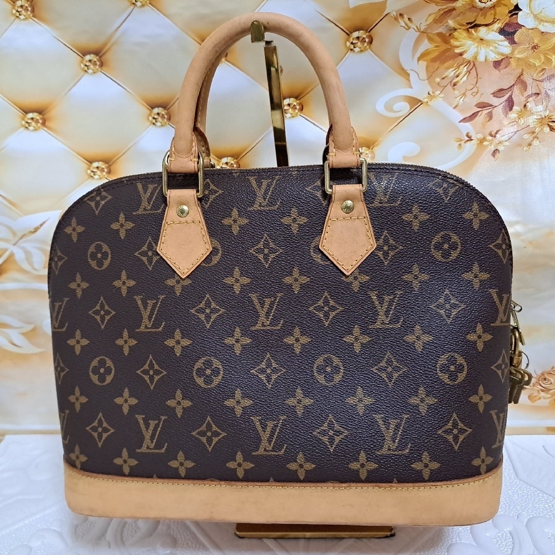 LOUIS VUITTON　　ルイ・ヴィトン モノグラム　　アルマハンドバッグ