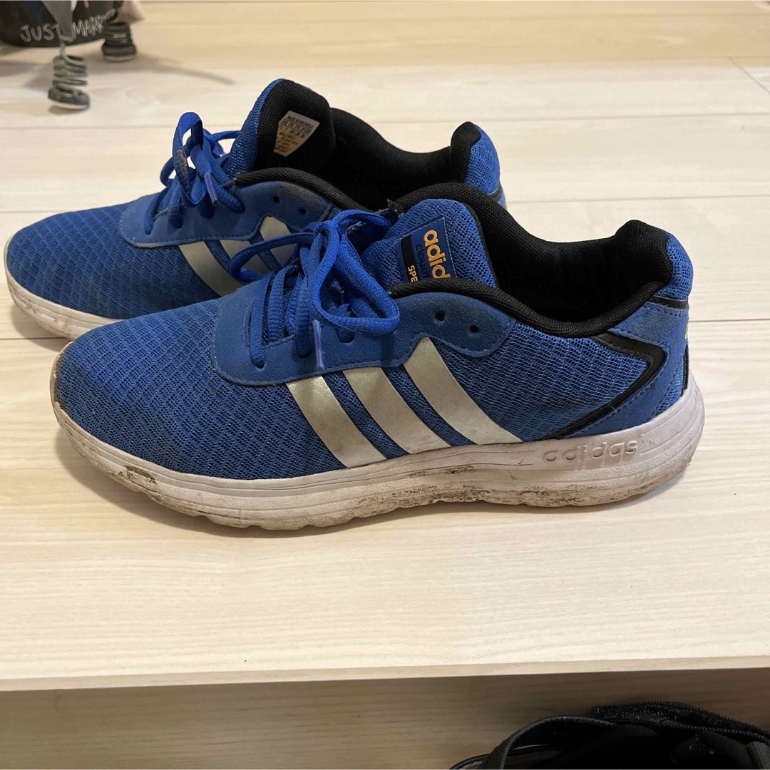 adidas ウォーキングシューズ