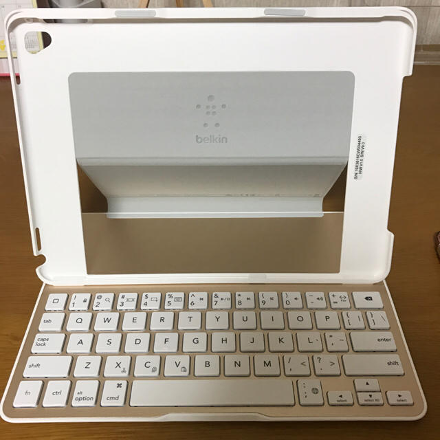 【belkin】9.7インチ iPad Pro Air2対応 キーボードケース スマホ/家電/カメラのスマホアクセサリー(iPadケース)の商品写真