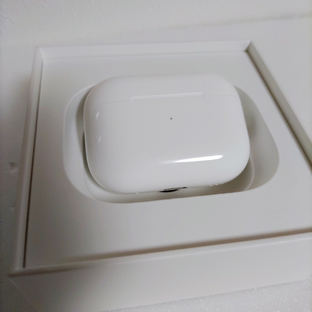 新品エアーポッズプロ 充電器AirPodsPro充電ケース　Apple国内正規品