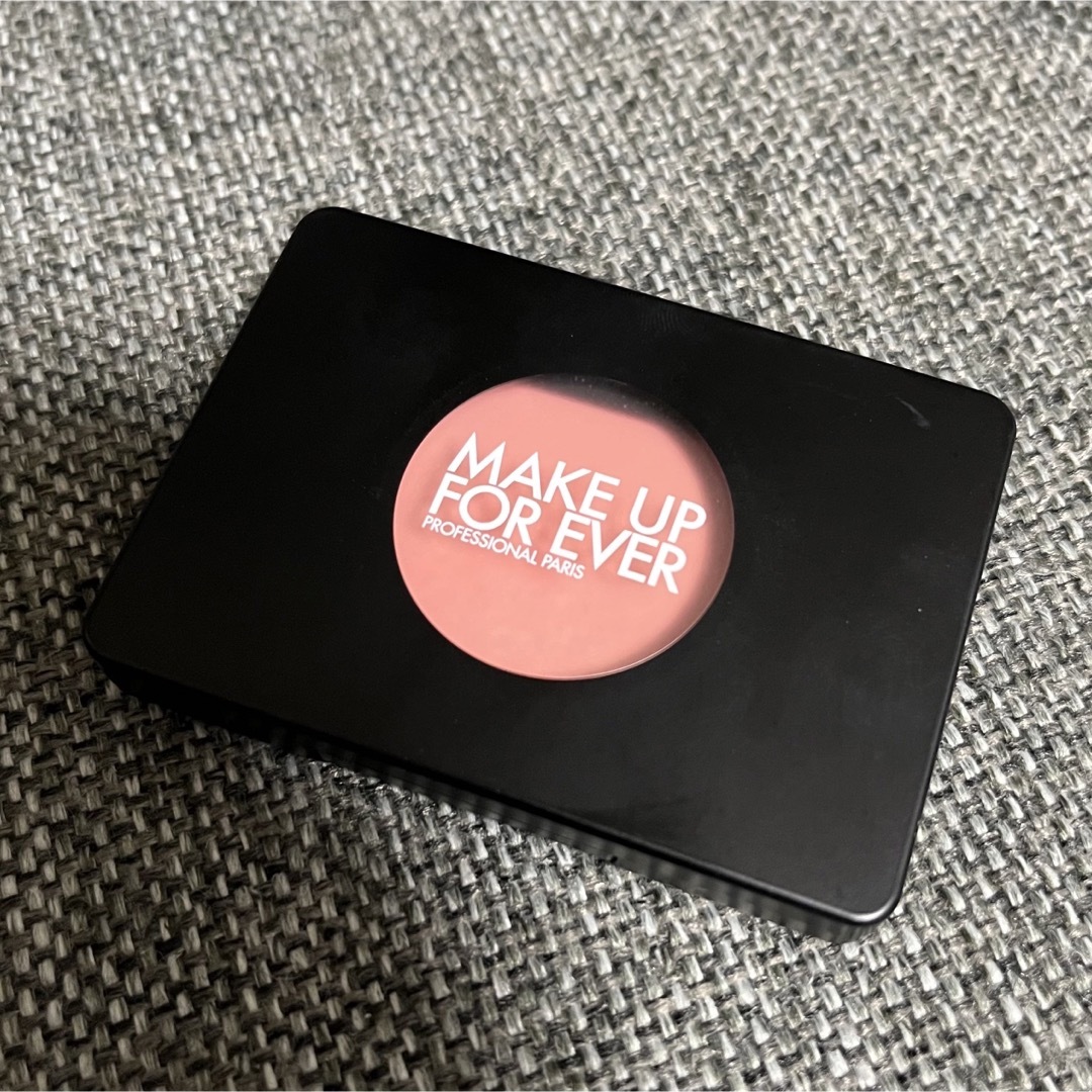 MAKE UP FOR EVER(メイクアップフォーエバー)のメイクアップフォーエバー★アーティストブラッシュ★チーク★B220 コスメ/美容のベースメイク/化粧品(チーク)の商品写真