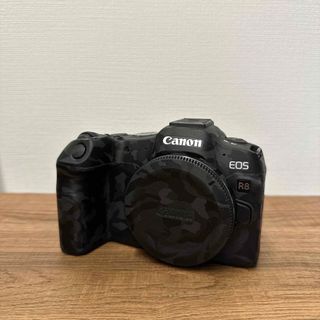 キヤノン(Canon)のCanon EOS R8 EOS R8 ボディ　極美品(ミラーレス一眼)