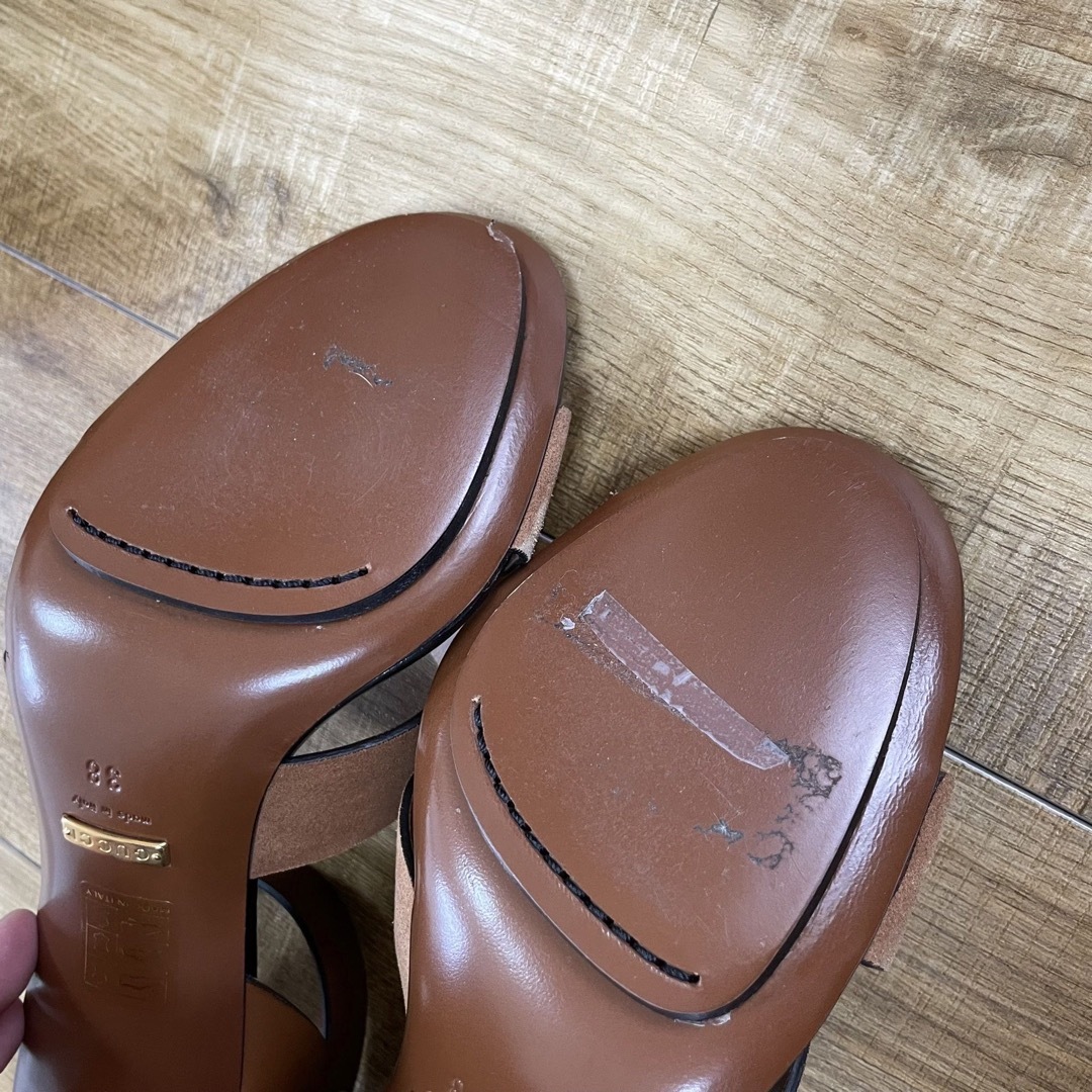 GUCCI - 美品 GUCCI サンダル クロスベルト ブラウン ヒール 38 GUCCI - 美品 GUCCI サンダル クロスベルト ブラウン ヒール 38