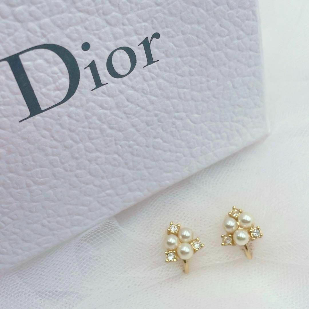 Christian Dior - ✨新品同様✨ Dior パール ラインストーン
