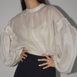 トゥデイフル(TODAYFUL)のOrgandy Volume Blouse オーガンジーボリュームブラウス(シャツ/ブラウス(長袖/七分))