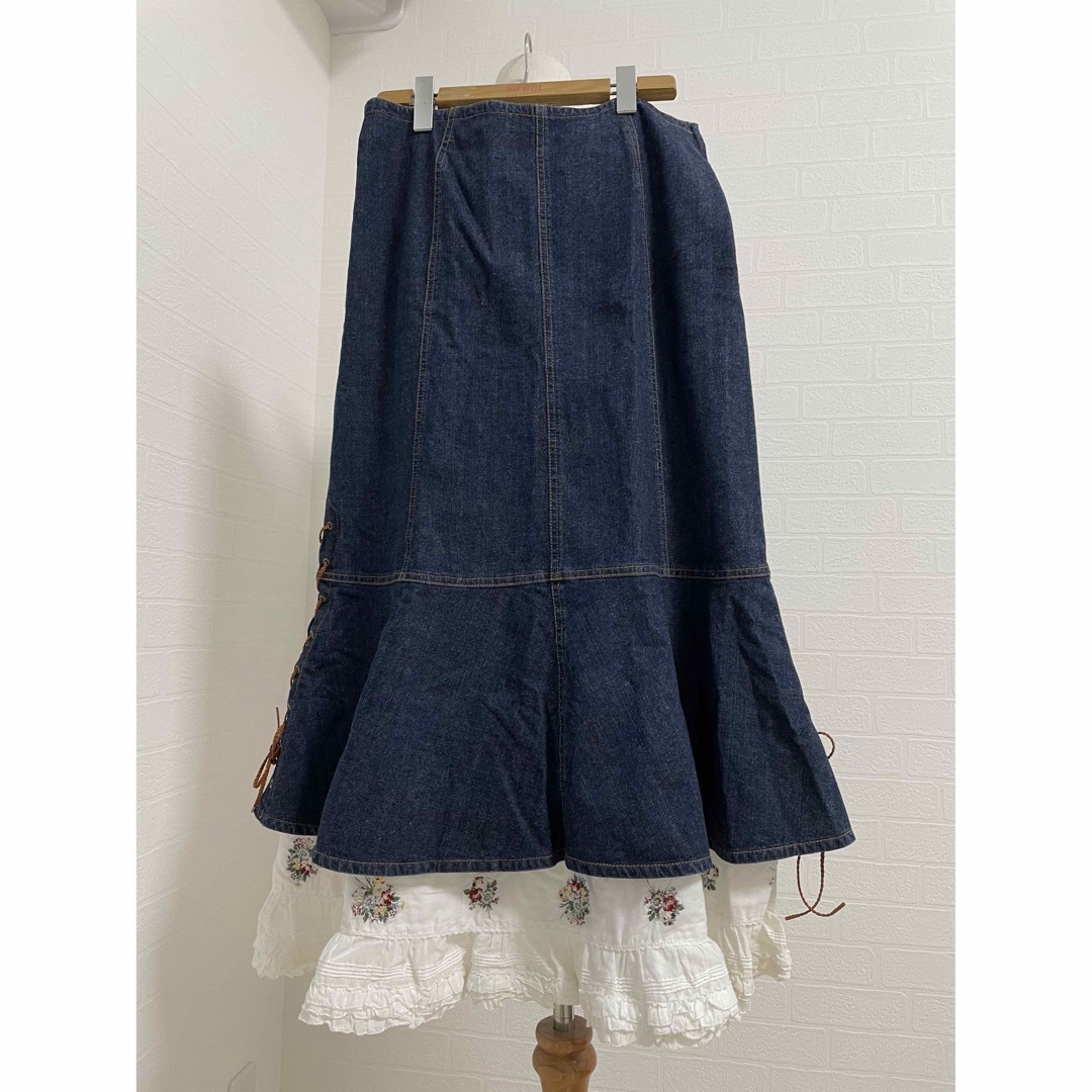 ☆未使用ですがやや難あり ピンクハウス 花刺繍 デニムスカート L