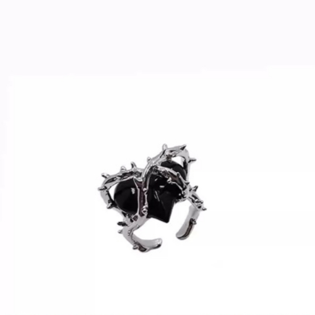 Ank Rouge(アンクルージュ)の荊棘の心　イバラハート　黒銀色リング　ゴシック　パンク　やみかわ 量産系　地雷系 レディースのアクセサリー(リング(指輪))の商品写真