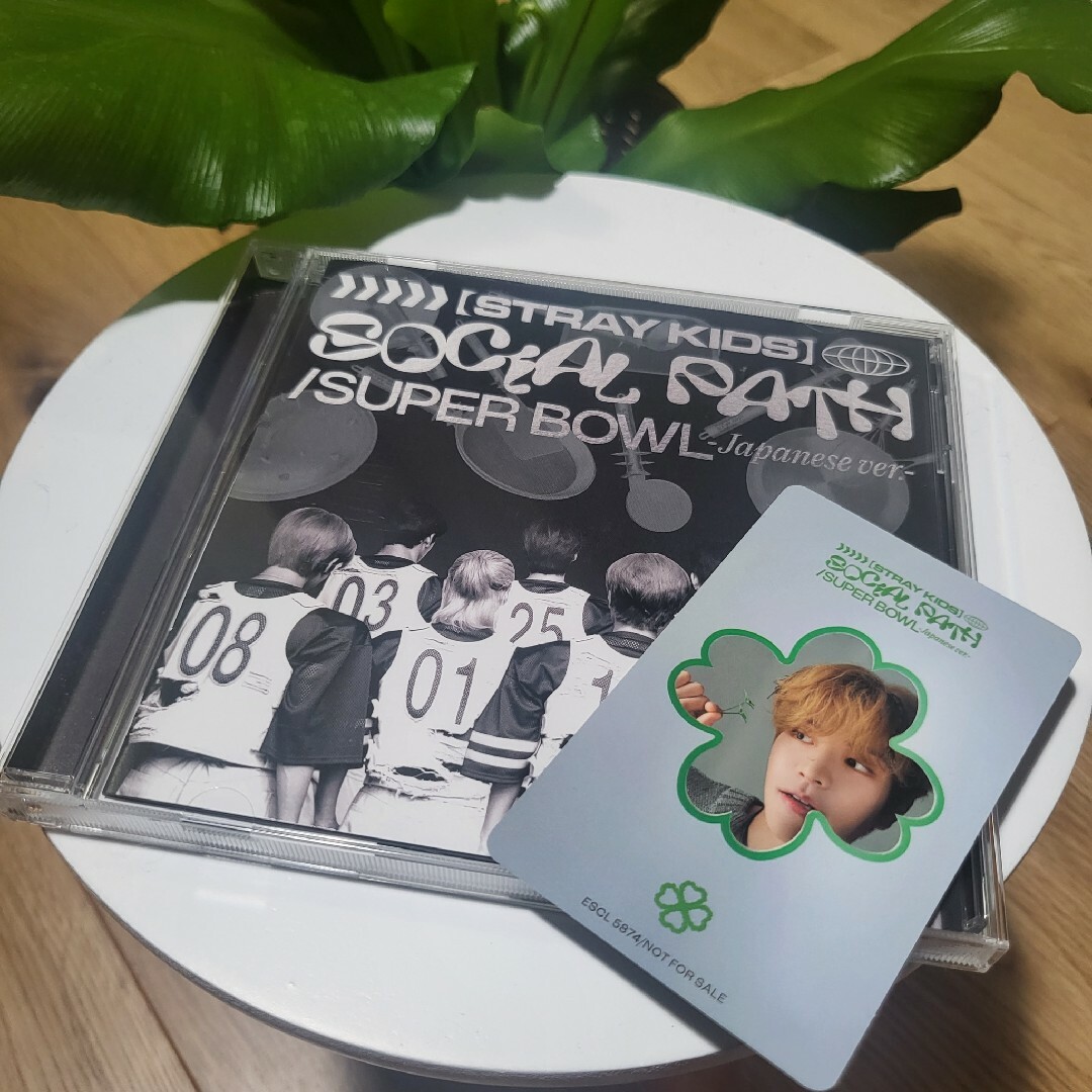 【専用】Stray Kids スキズ Social Path通常盤 エンタメ/ホビーのCD(K-POP/アジア)の商品写真