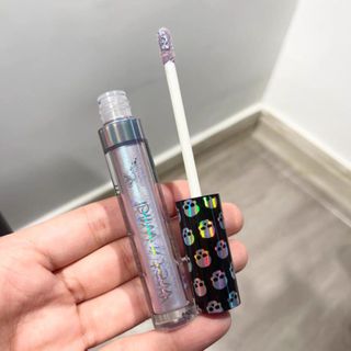 エヌワイエックス(NYX)のwet n wild カメレオン　髑髏　青紫色リキッドアイシャドウ　ハロウィン(アイシャドウ)