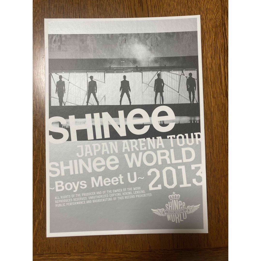 SHINee(シャイニー)のJAPAN　ARENA　TOUR　SHINee　WORLD　2013～Boys　 エンタメ/ホビーのDVD/ブルーレイ(ミュージック)の商品写真