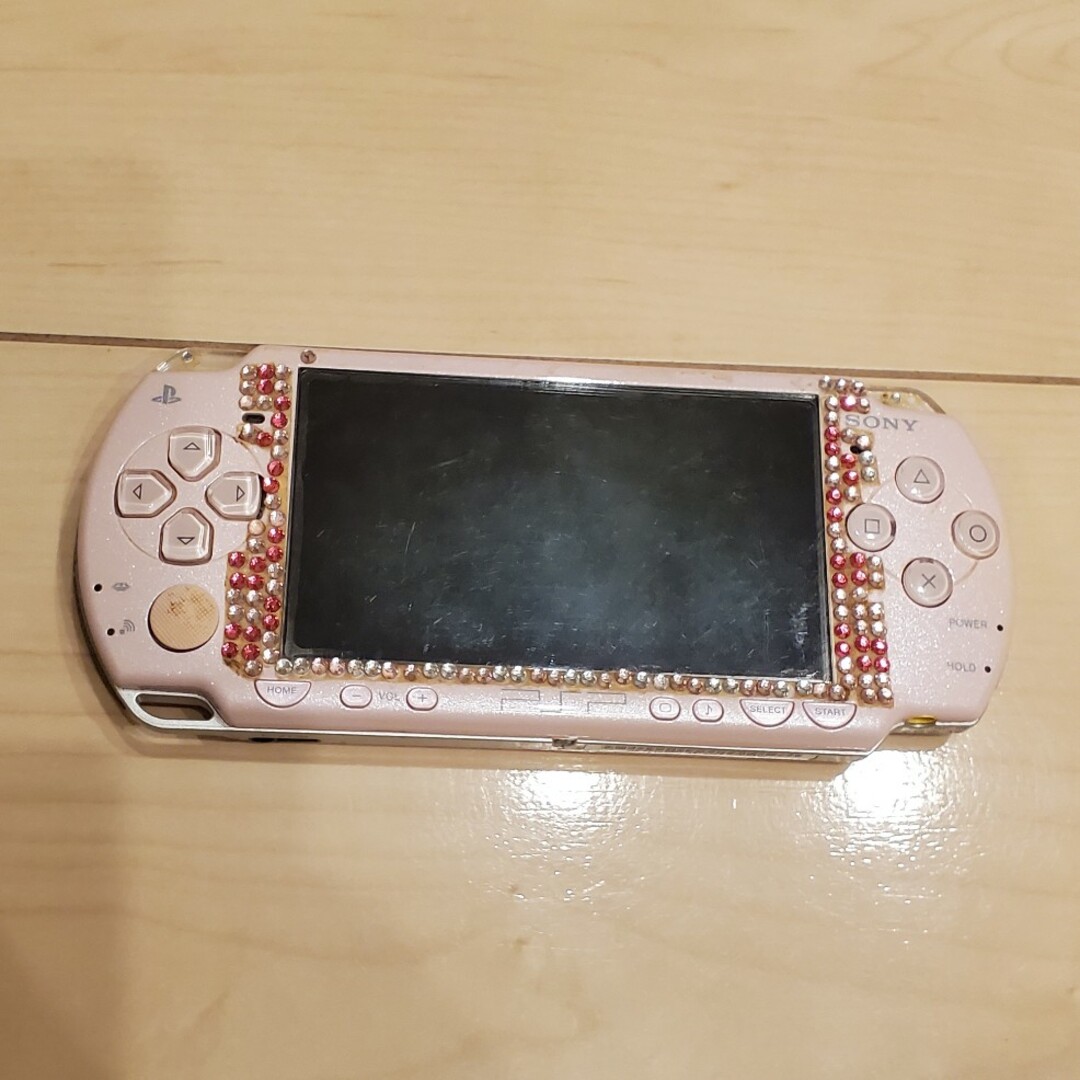 PlayStation Portable(プレイステーションポータブル)のPSP　本体　ジャンク エンタメ/ホビーのゲームソフト/ゲーム機本体(家庭用ゲーム機本体)の商品写真