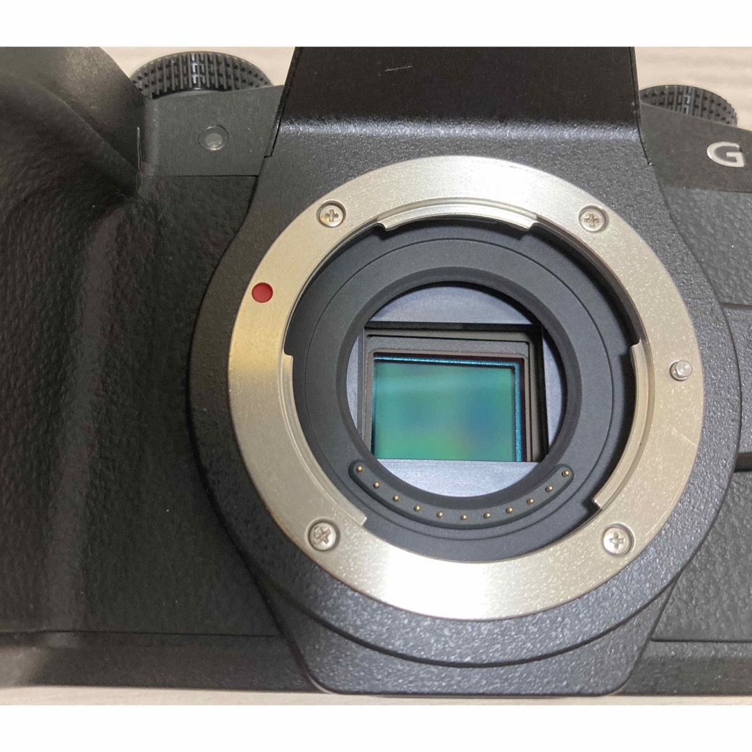 Panasonic(パナソニック)のPanasonic LUMIX DMC-G8 DMC-G8M-K スマホ/家電/カメラのカメラ(ミラーレス一眼)の商品写真