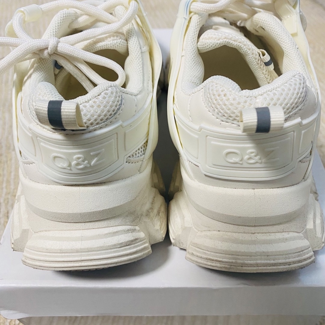 ZOZO volume sneakers えだ しまむら tarosuの通販 by ayss'shop｜ゾゾならラクマ