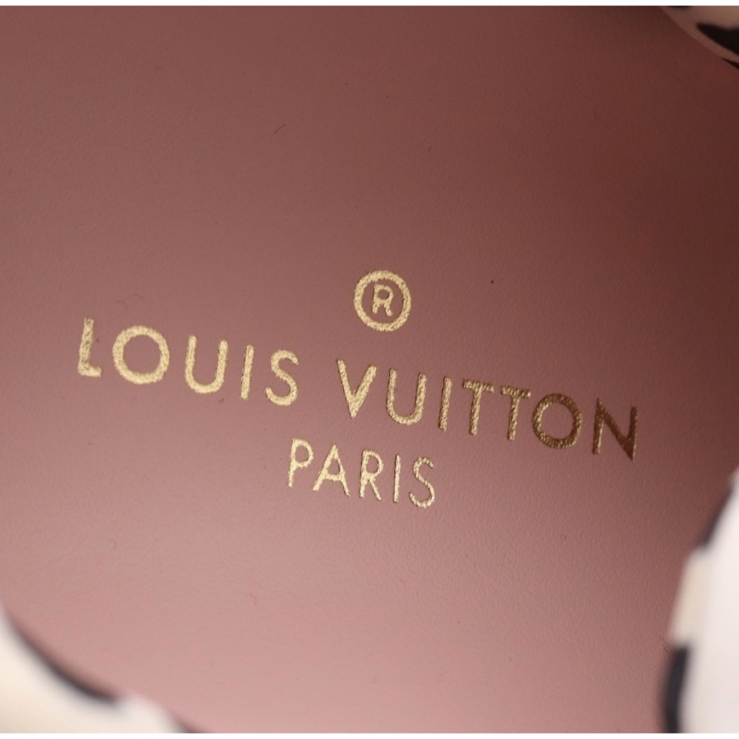 LOUIS VUITTON(ルイヴィトン)のルイヴィトン　スニーカー レディースの靴/シューズ(スニーカー)の商品写真