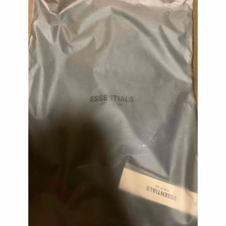 FEAR OF  GOD FOG ESSENTIALS 黒　フォグ　エフオージー