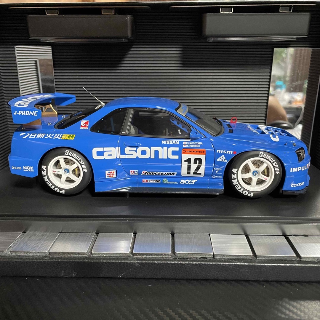 AUTO art オートアート  1/18 カルソニック R34スカイライン