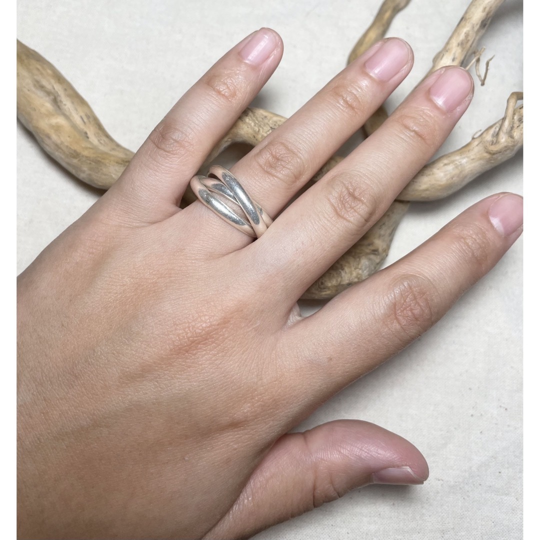カレン三連 3ミリ　トリニティ　純銀ハンドメイド　シルバー925リング　19号 メンズのアクセサリー(リング(指輪))の商品写真