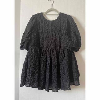 コエル COEL ポップコーンペプラム ブラウス 黒 ワンサイズ 美品の通販